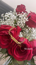 Load image into Gallery viewer, 18K Custom Baby Kids Bar Engraved Bracelet