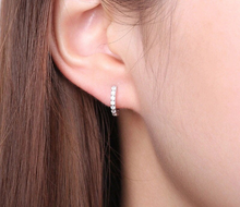 Charger l'image dans la galerie, 18K Gold Vermeil Faz Diamond mini Hoop Earrings