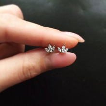 Load image into Gallery viewer, 316L Stainless Surgical Steel Crown 2 3 5 Copper Leaf Cartilage Tragus Helix Ball Screw Back Small Dainty Stud Earrings Hypoallergenic 16G