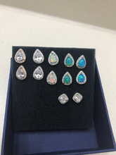 Load image into Gallery viewer, S925 Sterling Silver Filled Platinum Plated Square 1.90 ct CZ Diamond Silver Stud Earrings Bridal Collection