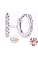 Charger l'image dans la galerie, 18K Gold Vermeil Faz Diamond mini Hoop Earrings
