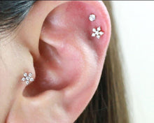 Load image into Gallery viewer, Screw Ball back Zircon Flower CZ Minimalist Cartilage Tragus helix Hypoallergenic 18g Flower Stud Earrings 6mm
