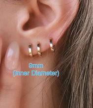 Load image into Gallery viewer, Stainless Steel Daily Huggie Hoop Earrings