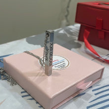 Load image into Gallery viewer, Custom Engraved Bar Necklace (4cm)
