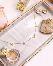 Load image into Gallery viewer, Dainty Custom Letter Necklace