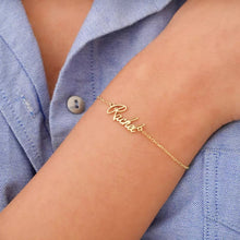 Load image into Gallery viewer, 18k Script Name Bracelet
