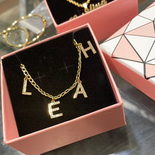 Cargar imagen en el visor de la galería, CZ Diamond Name Bracelet