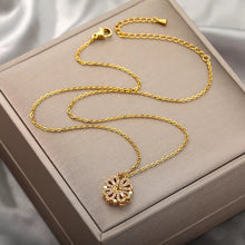 Load image into Gallery viewer, Clover 4 Heart Magnet Charm Necklace