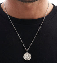 Load image into Gallery viewer, 18K Gold Compass Pendant