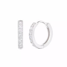 Charger l'image dans la galerie, 18K Gold Vermeil Faz Diamond mini Hoop Earrings