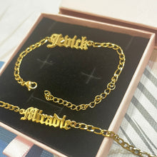 Load image into Gallery viewer, Figaro Name Bracelet Old English Font