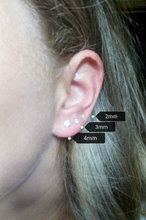 Charger l&#39;image dans la galerie, Surgical Steel Ball Screw Back CZ Diamond Stud Earrings
