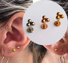 Load image into Gallery viewer, Tri-Ball Internally Threaded Labret Earrings
