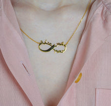 Cargar imagen en el visor de la galería, Personalized Arabic Infinity Name Necklace
